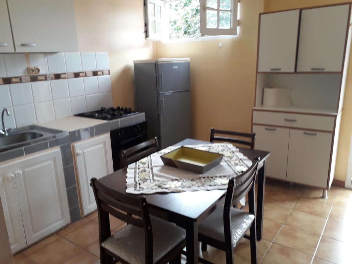 La Colombe Apartment Riviere-Salee Bagian luar foto